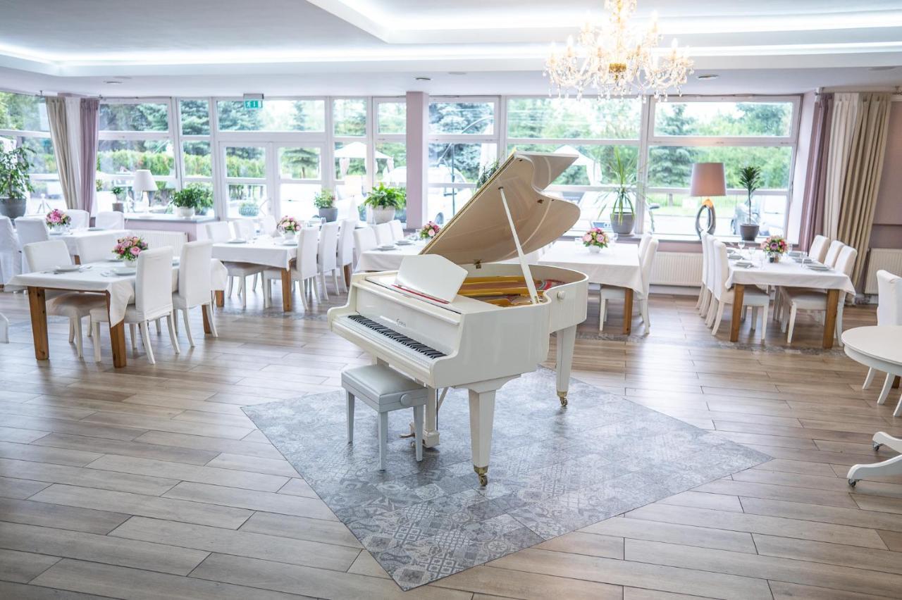 Hotel Europejski ニサ エクステリア 写真