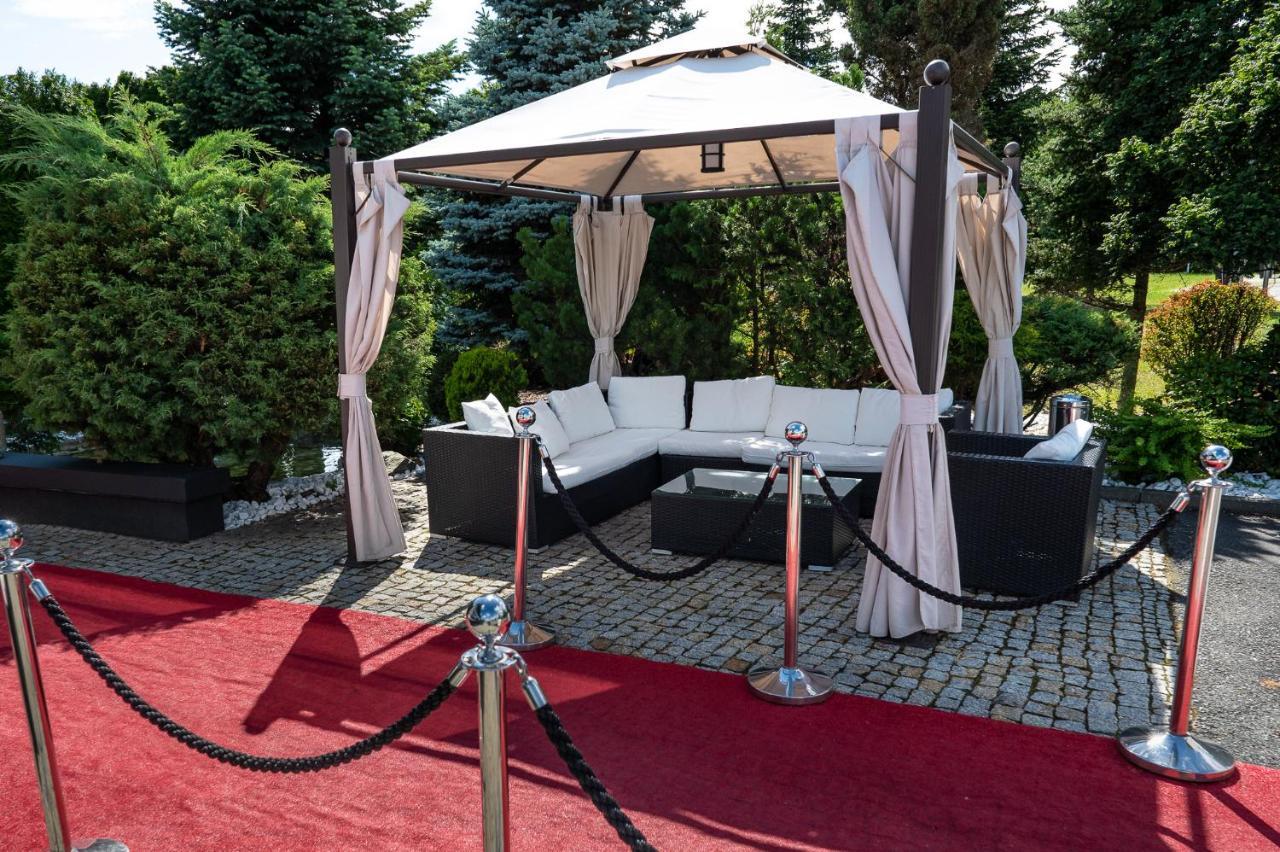 Hotel Europejski ニサ エクステリア 写真